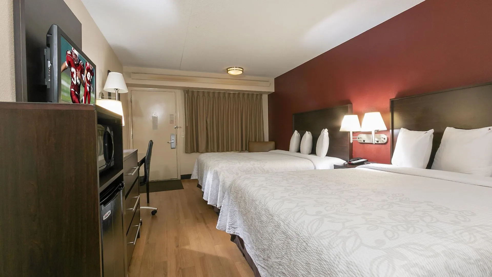 Red Roof Inn Plus+ Secaucus - Meadowlands 3*,
