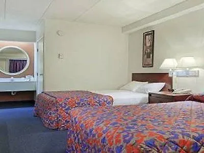 Red Roof Inn Plus+ Secaucus - Meadowlands