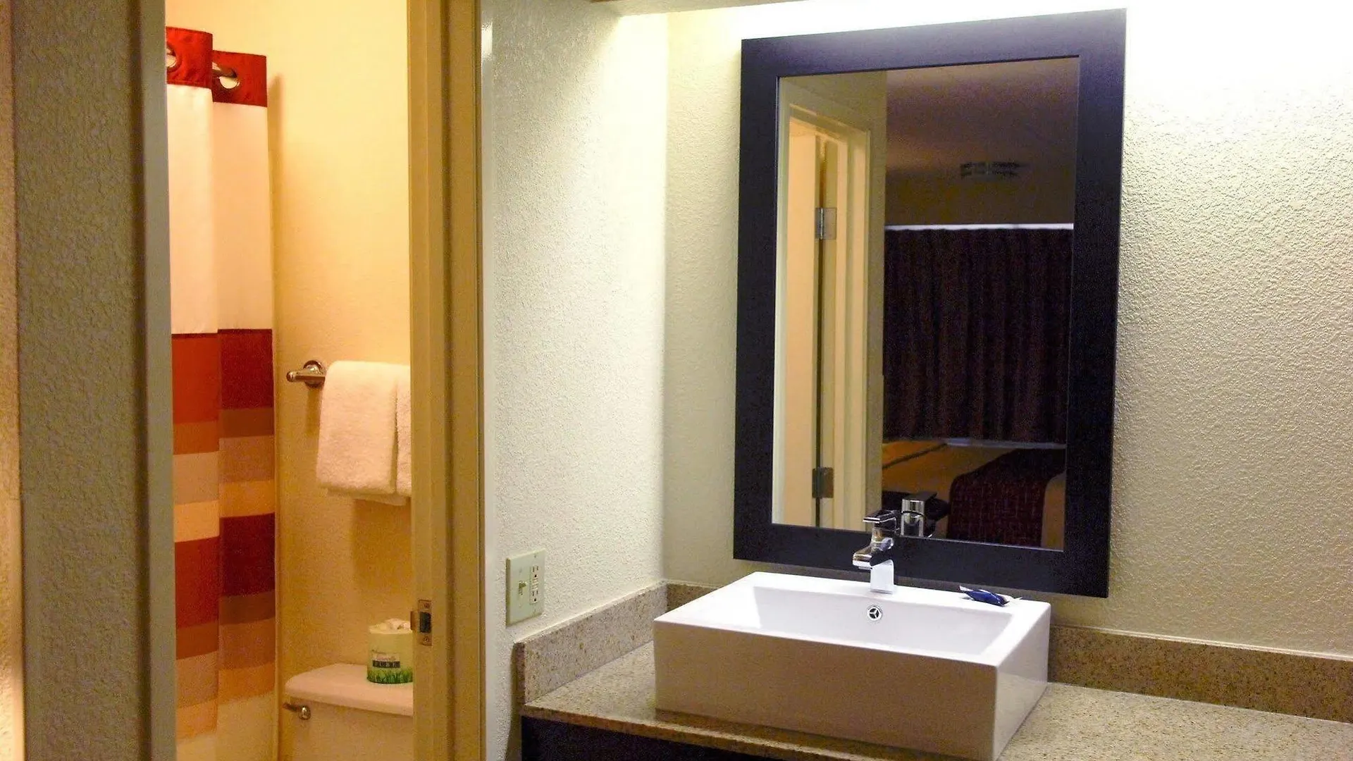 Red Roof Inn Plus+ Secaucus - Meadowlands 3*,  United States